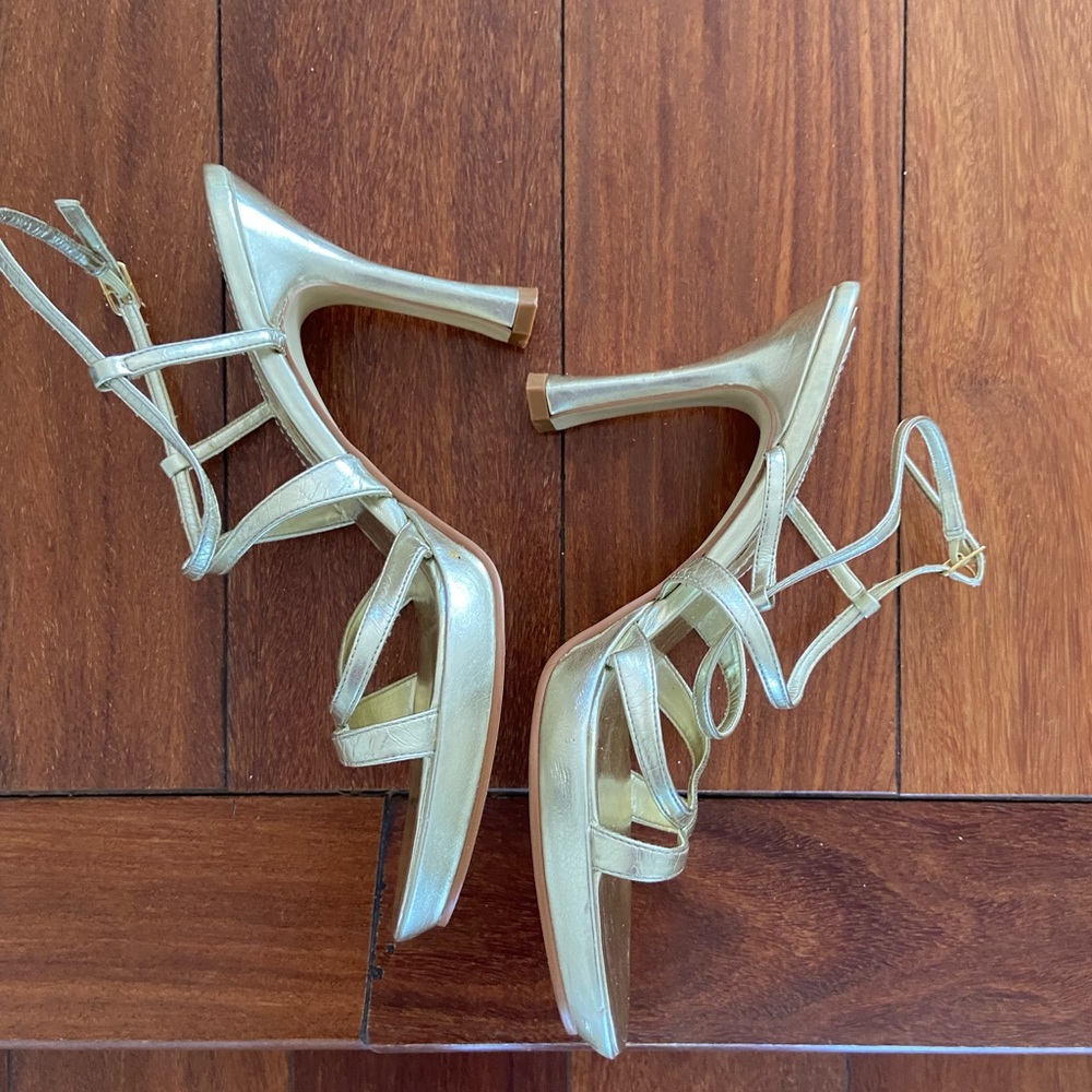 Sandals - Picture 5 of 6